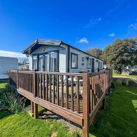 Beautiful Caravan For Hire With A Partial Sea View In Suffolk Ref 32042Az Lowestoft Exteriör bild